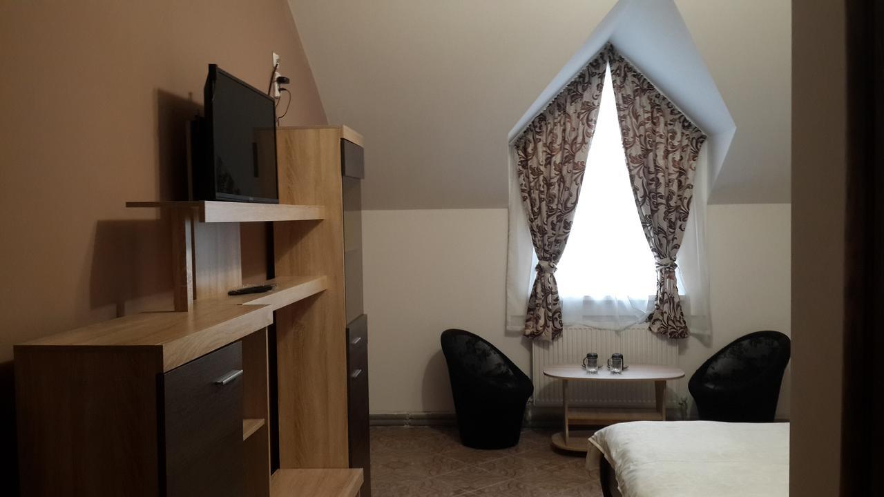 Hotel Dnipro Eksteriør billede