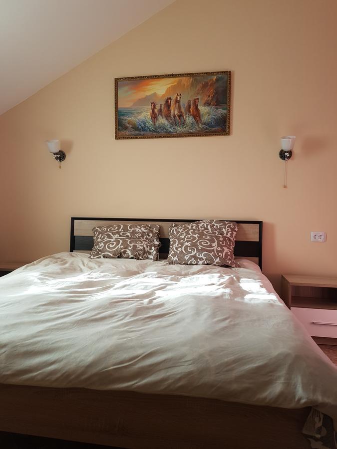 Hotel Dnipro Eksteriør billede